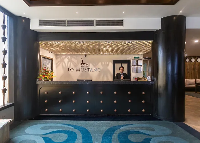 Hotel Lo Mustang 4*