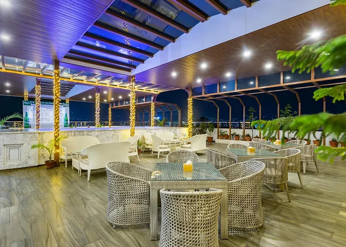 Lo Mustang Hotel